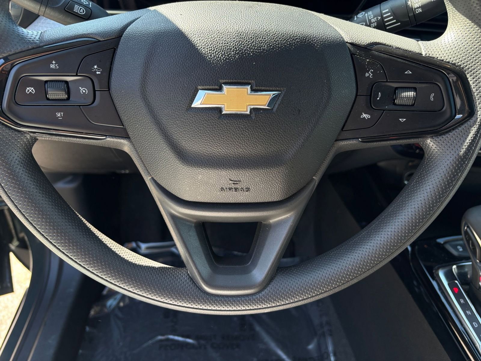 Thumbnail: 2025 Chevrolet Trax - 33