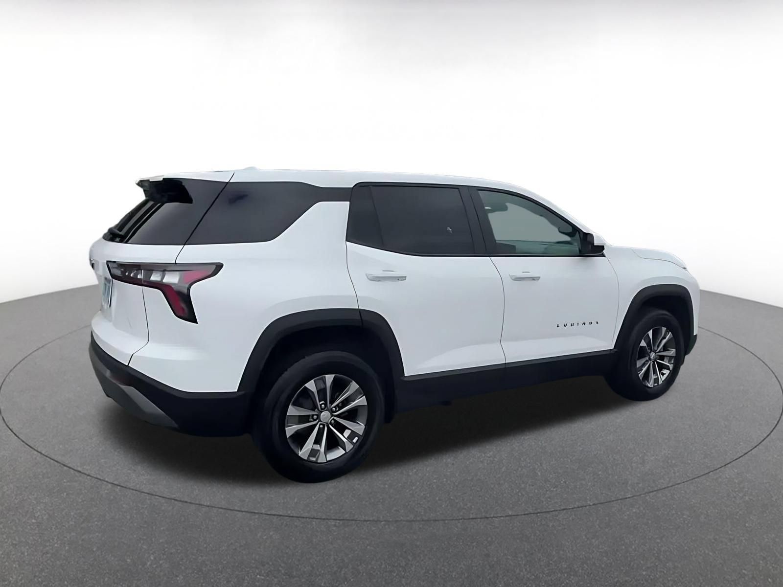 Thumbnail: 2025 Chevrolet Equinox - 14