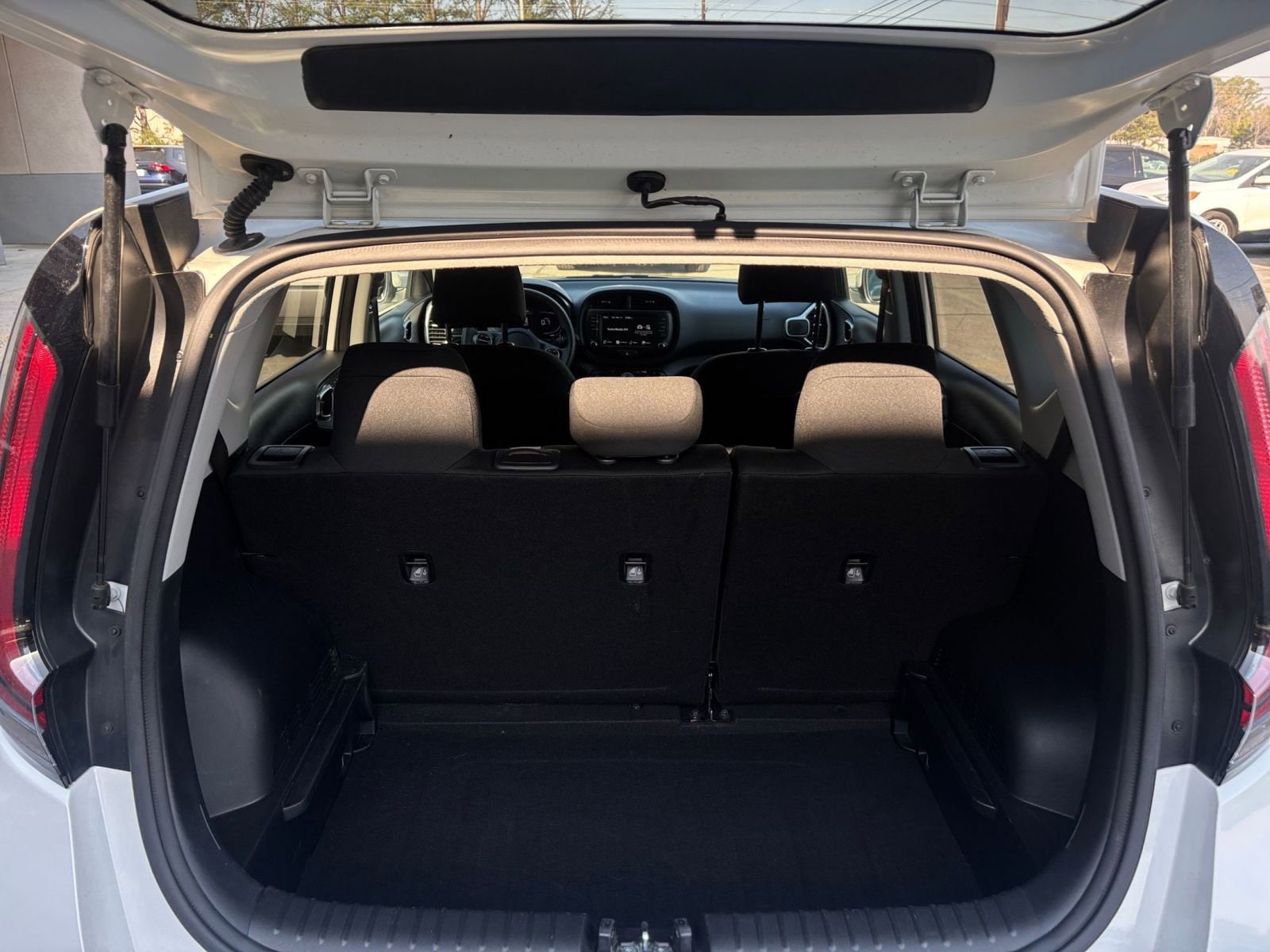 Thumbnail: 2025 Kia Soul - 29