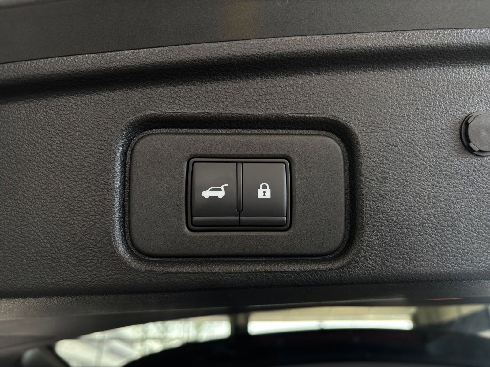 Thumbnail: 2025 Nissan Pathfinder - 23