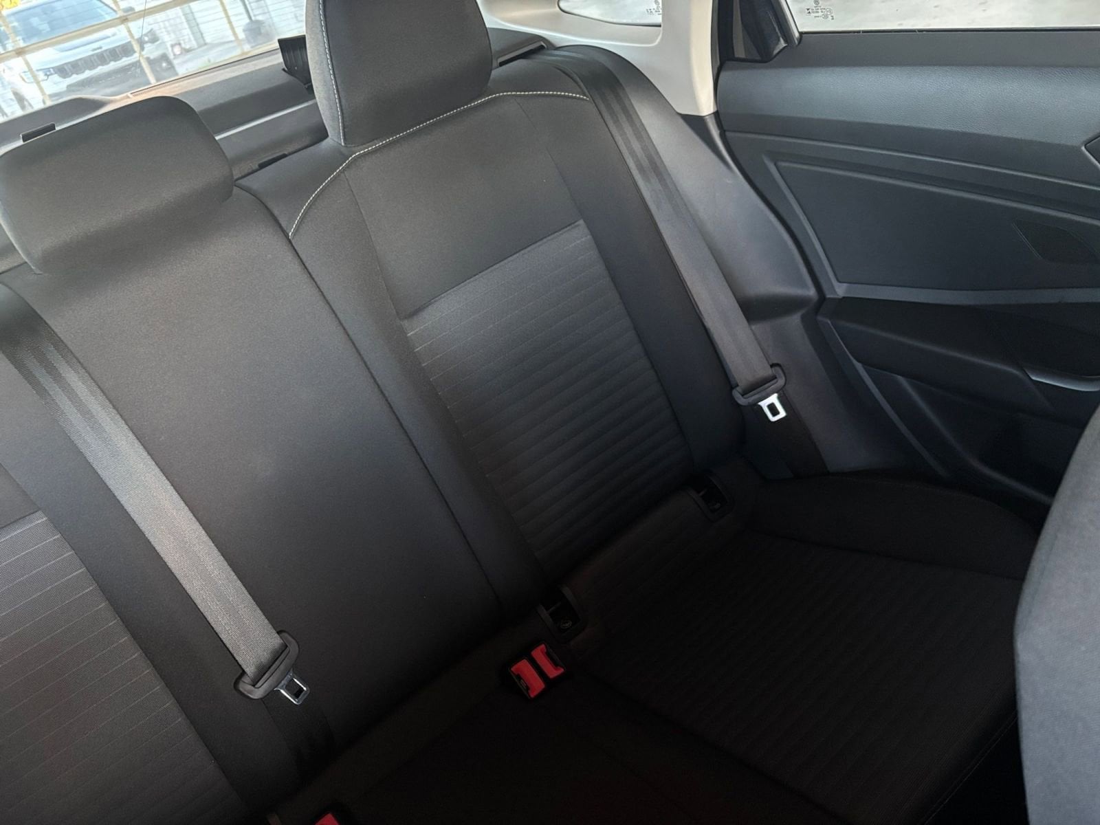 Thumbnail: 2025 Volkswagen Jetta - 35