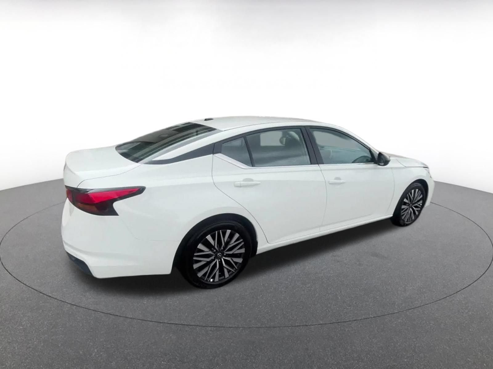 Thumbnail: 2026 Nissan Altima - 13