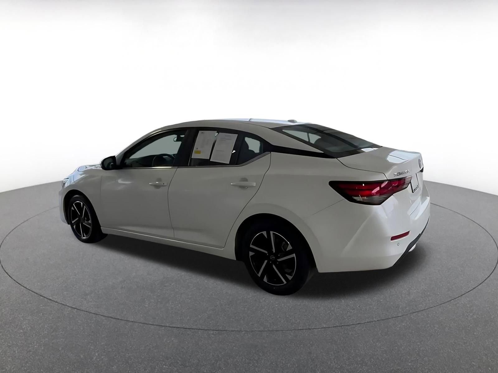 Thumbnail: 2024 Nissan Sentra - 13