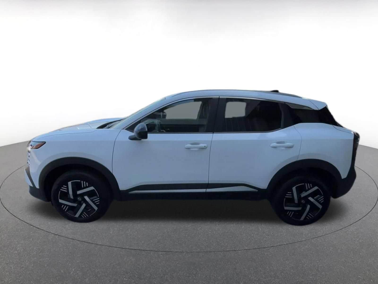 Thumbnail: 2026 Nissan Kicks - 7