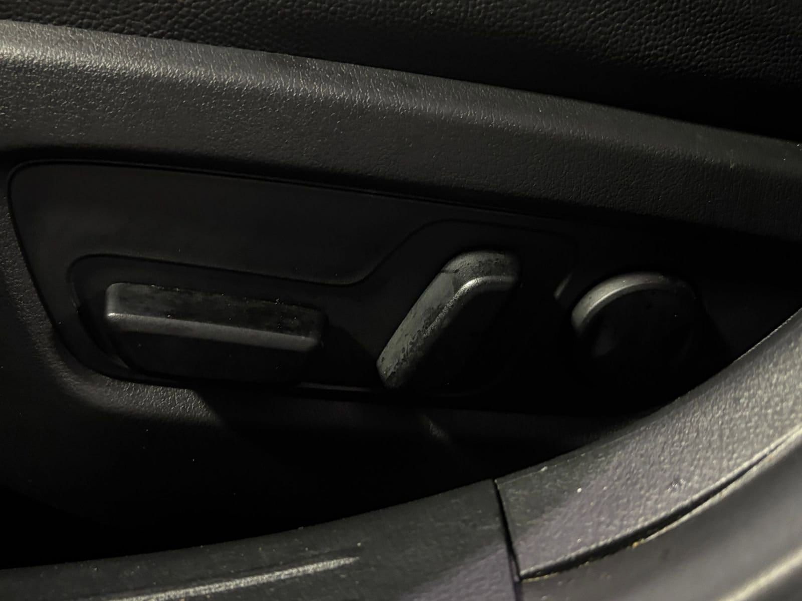 Thumbnail: 2025 Mazda CX-50 - 23