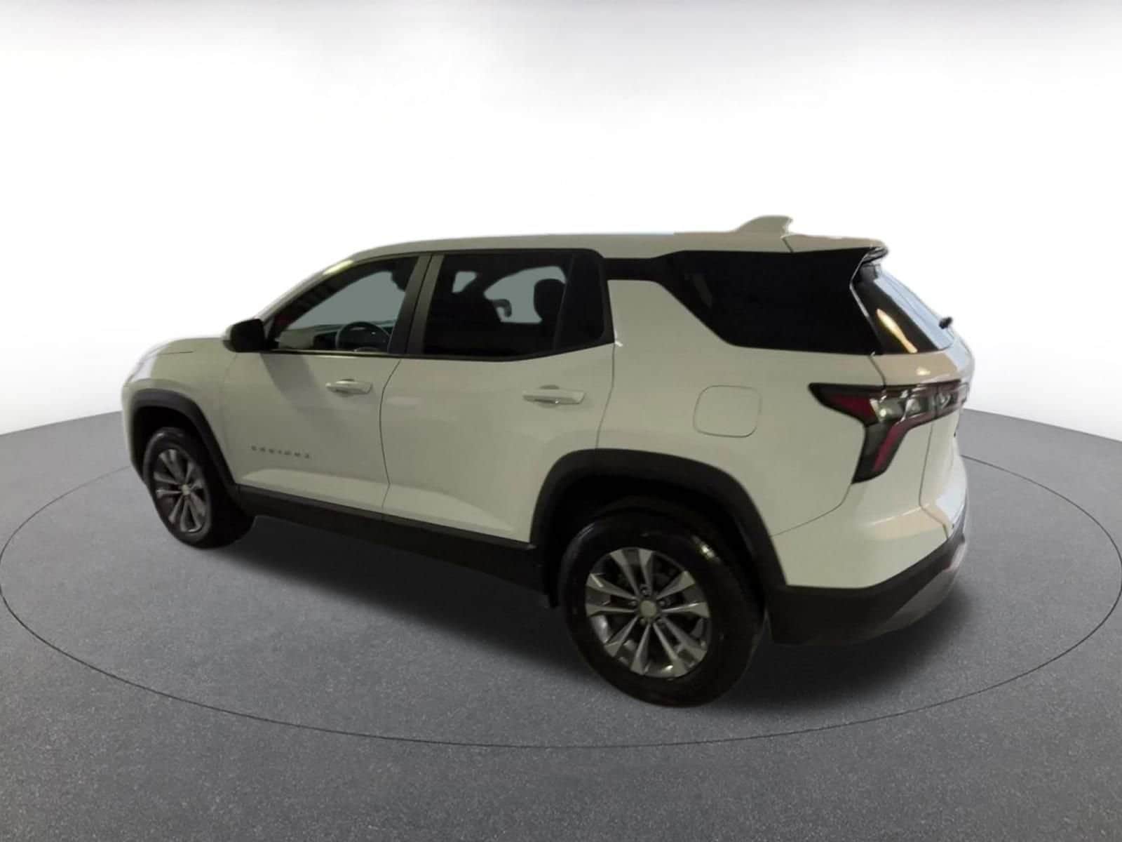 Thumbnail: 2025 Chevrolet Equinox - 10