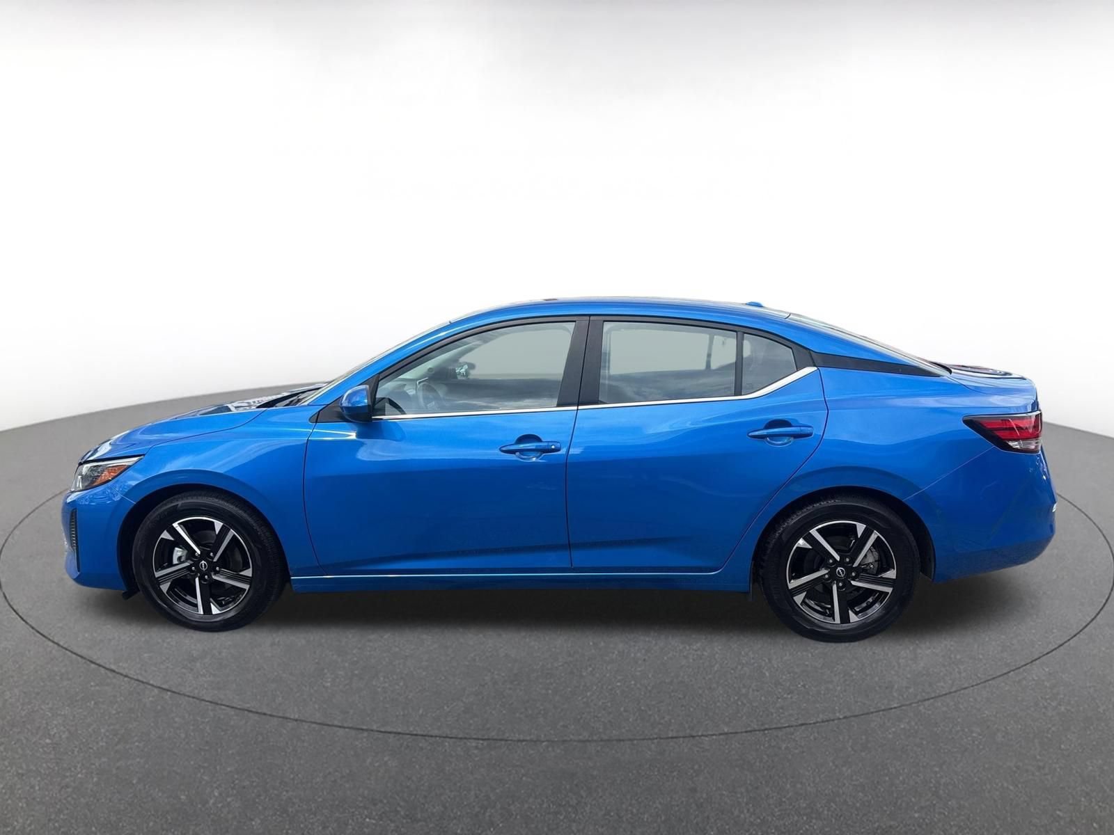 Thumbnail: 2025 Nissan Sentra - 11