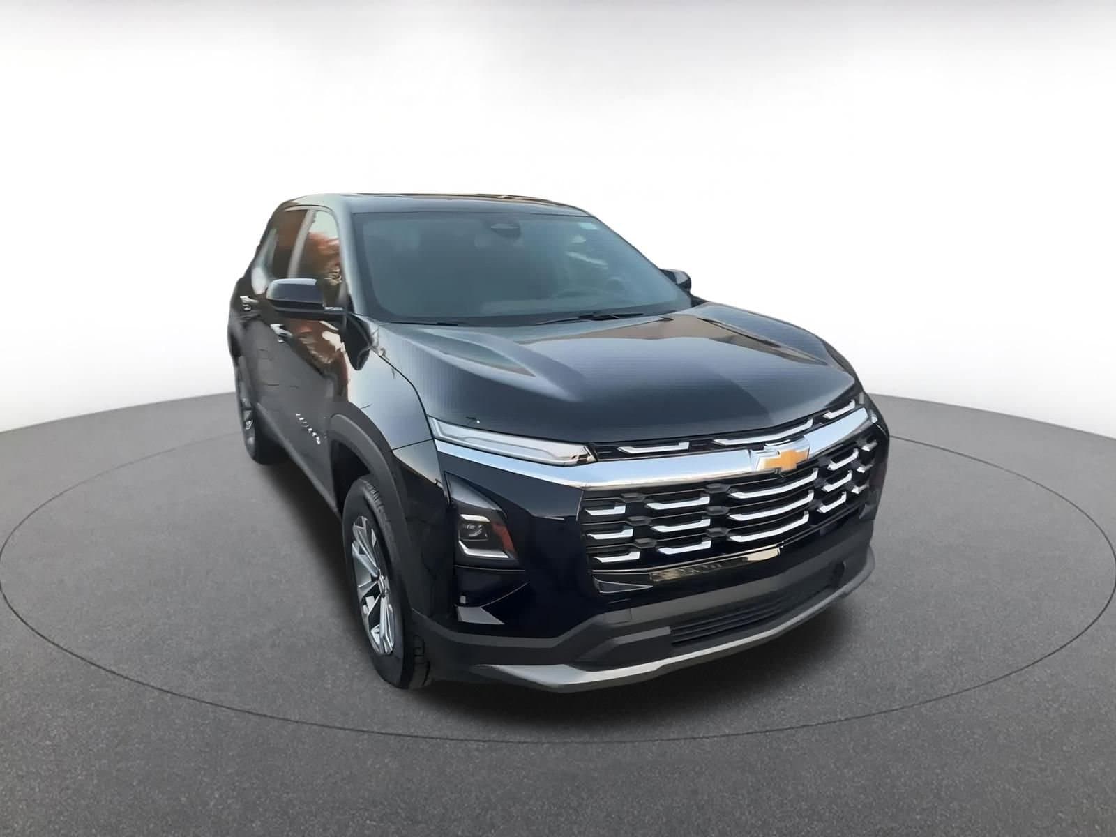 Thumbnail: 2025 Chevrolet Equinox - 3