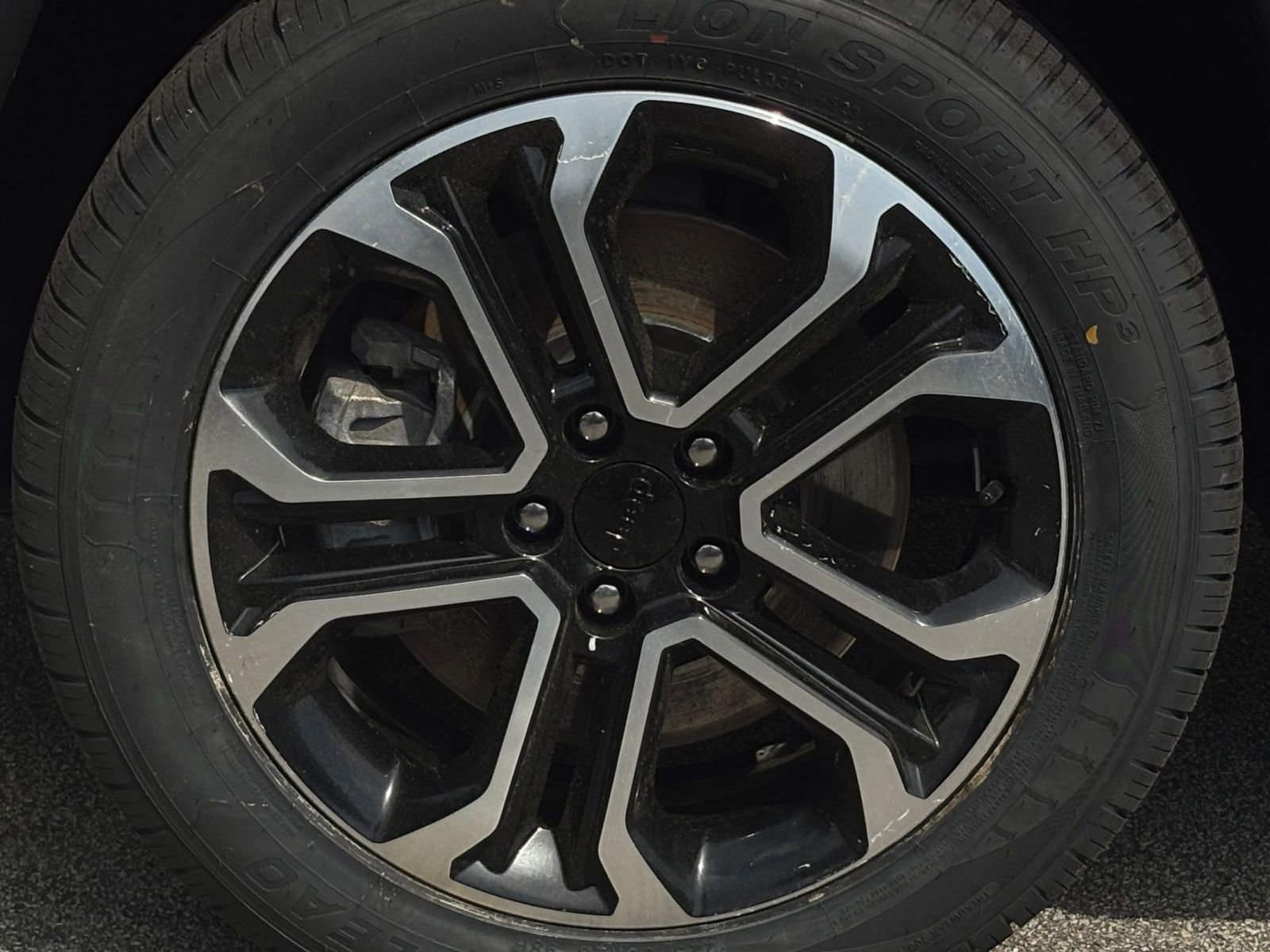 Thumbnail: 2023 Jeep Compass - 30