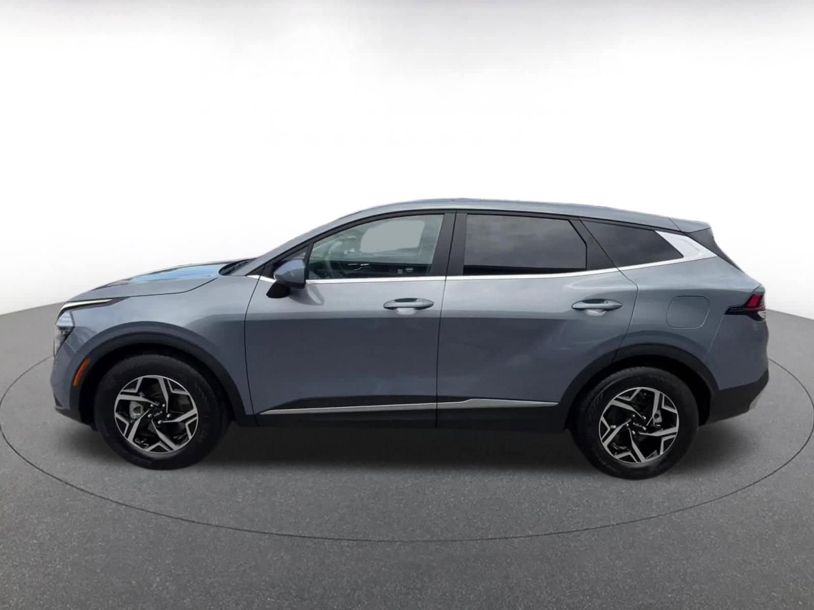 Thumbnail: 2025 Kia Sportage - 8