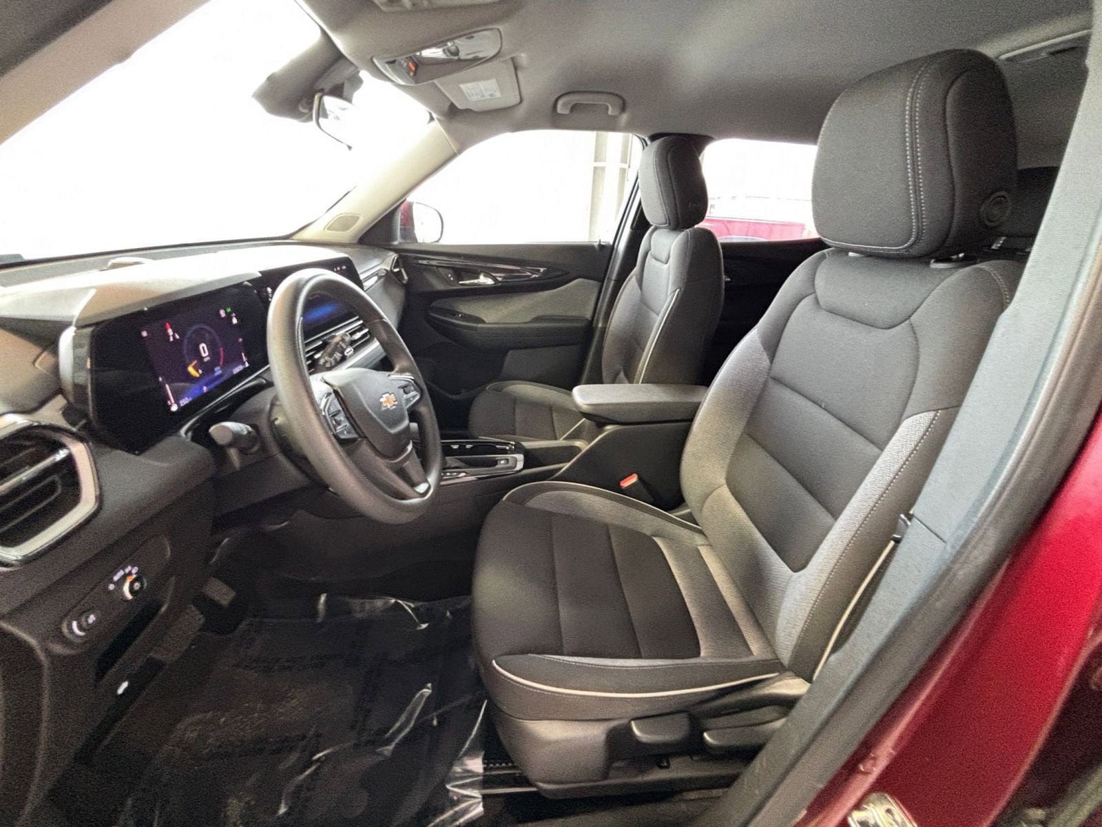 Thumbnail: 2025 Chevrolet TrailBlazer - 30