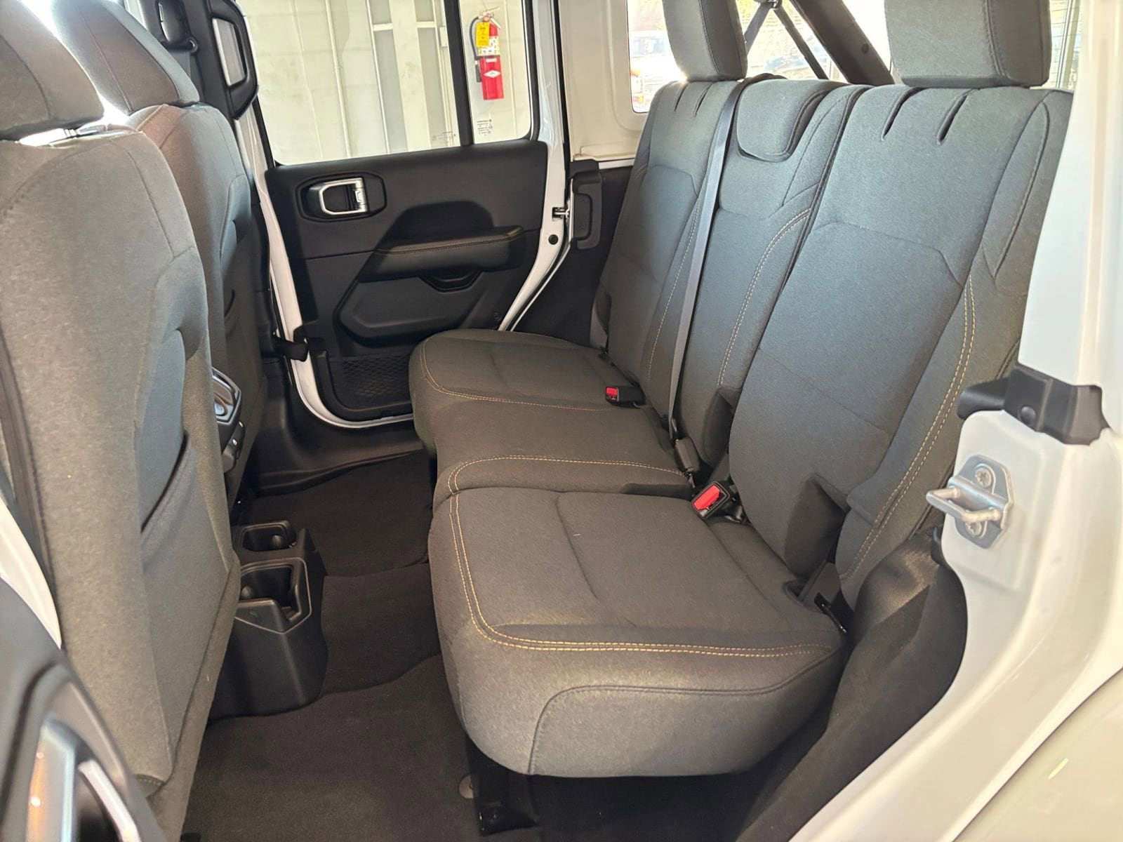 Thumbnail: 2025 Jeep Wrangler - 25