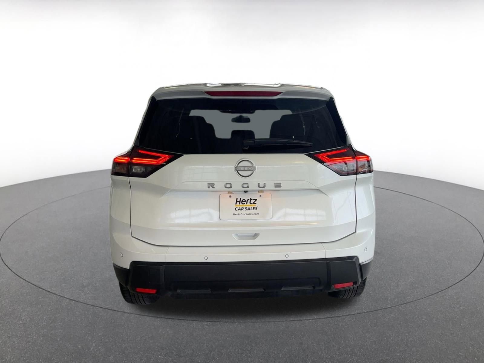 Thumbnail: 2025 Nissan Rogue - 17