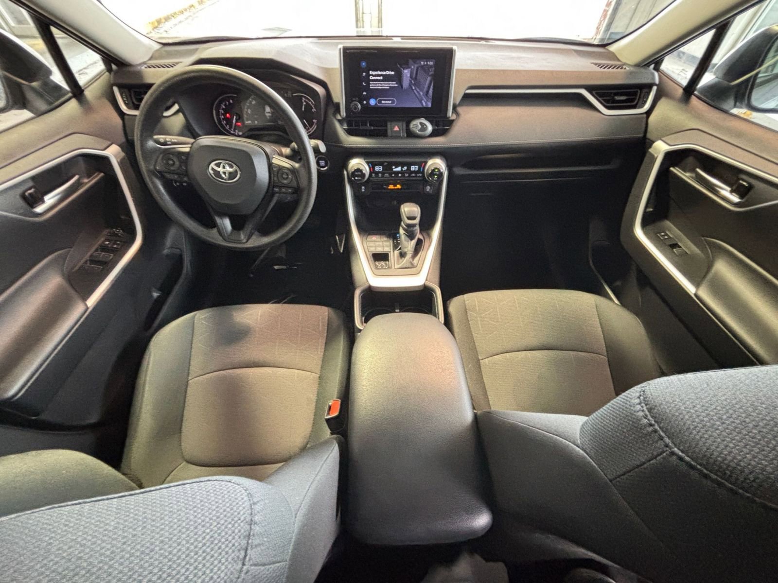 Thumbnail: 2025 Toyota RAV4 - 35