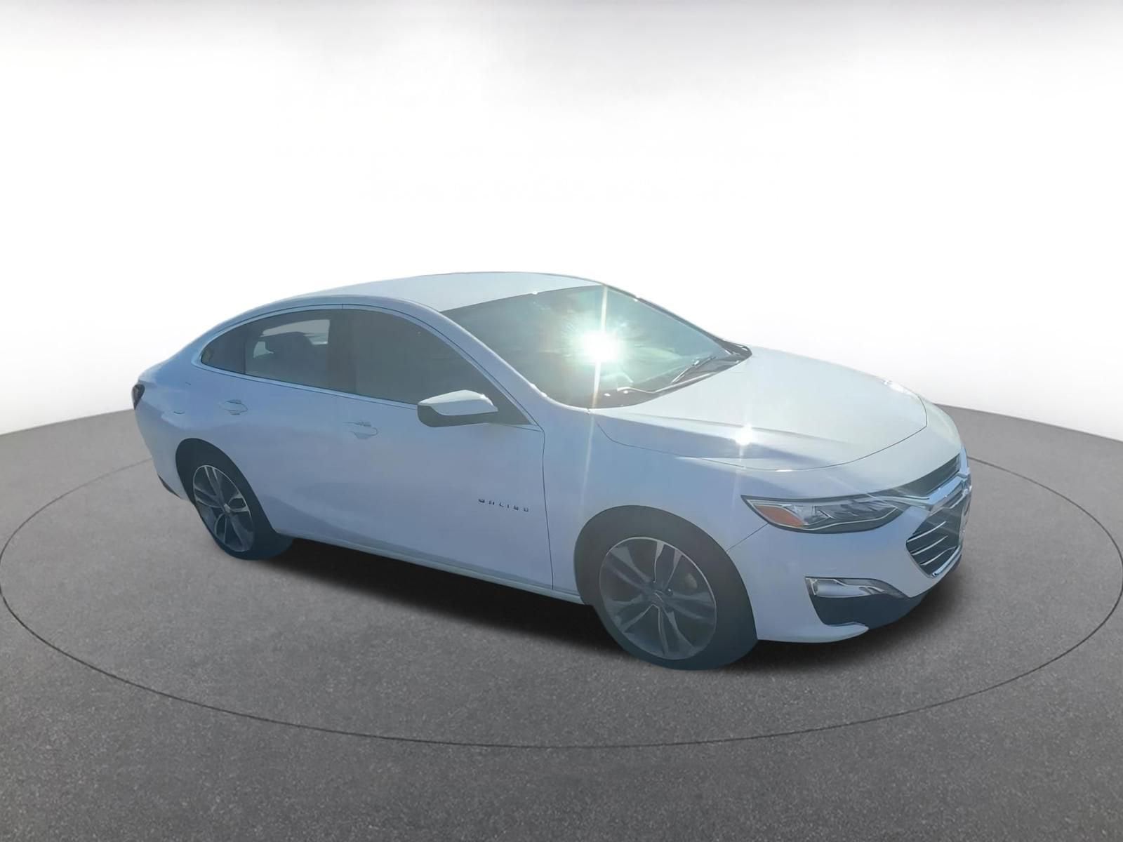 Thumbnail: 2024 Chevrolet Malibu - 2