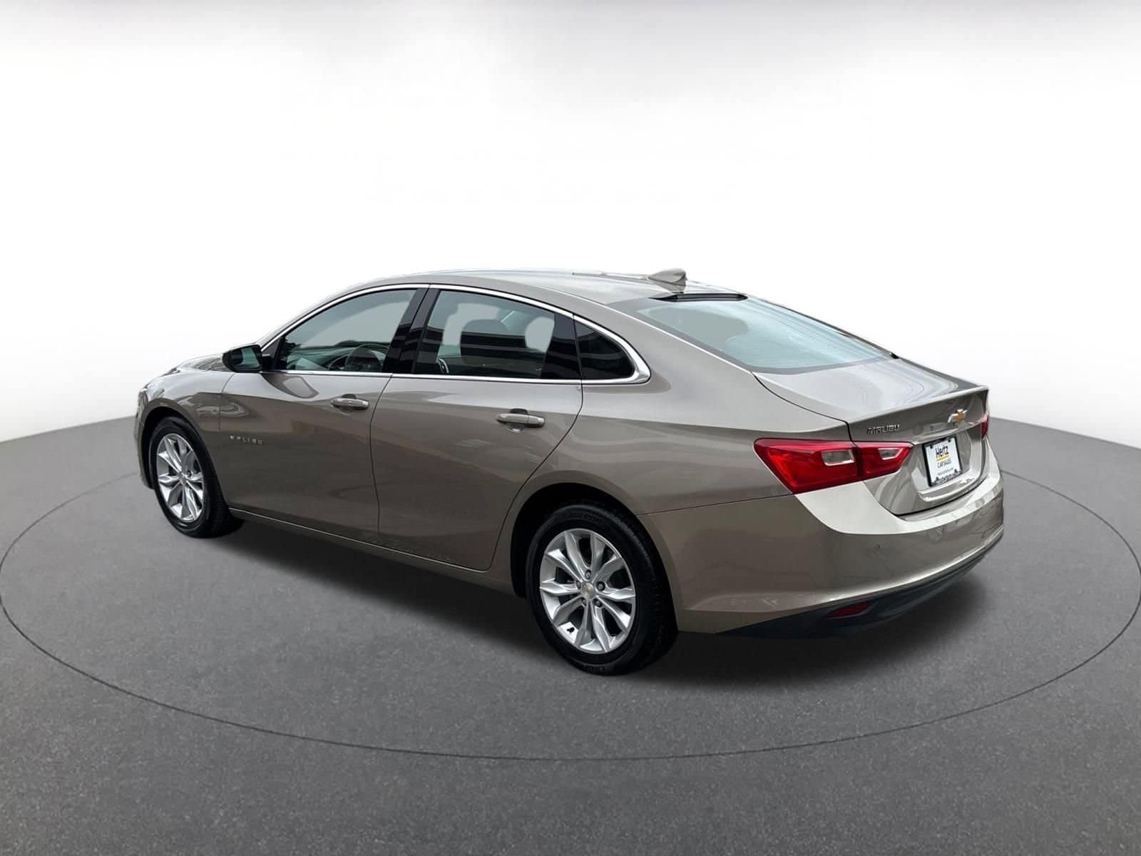 Thumbnail: 2024 Chevrolet Malibu - 16