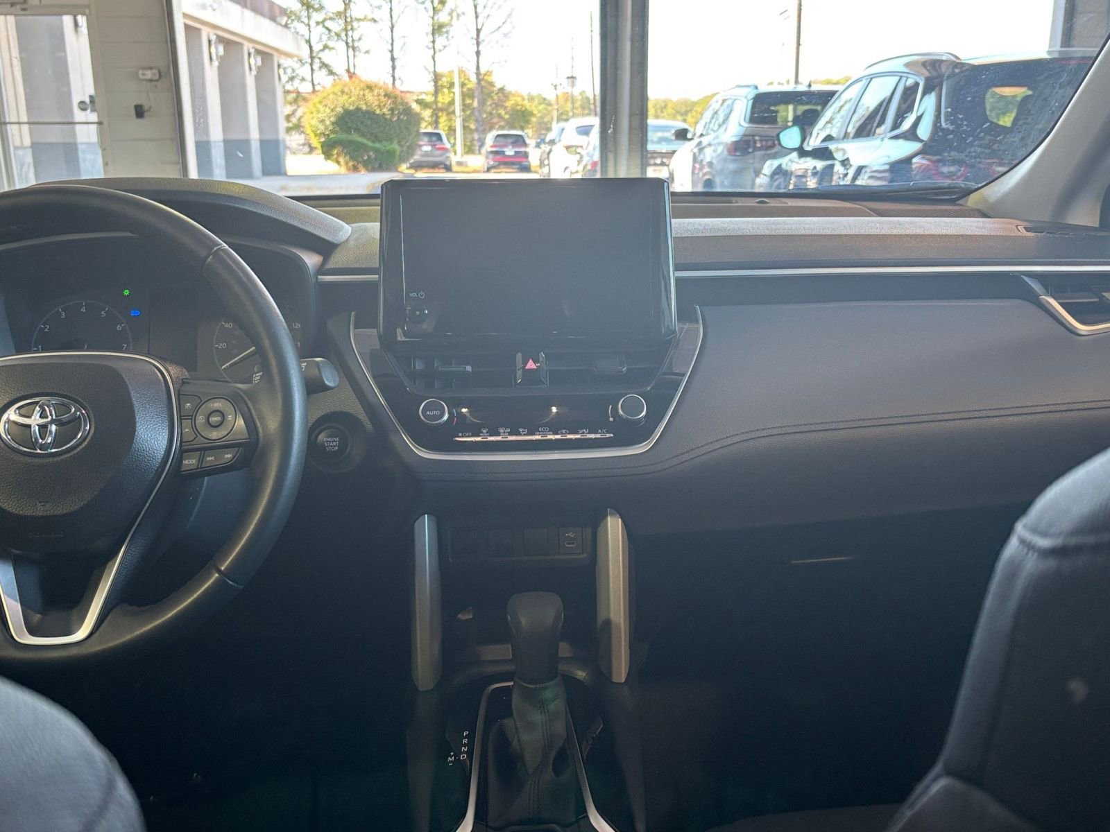 Thumbnail: 2025 Toyota Corolla Cross - 18