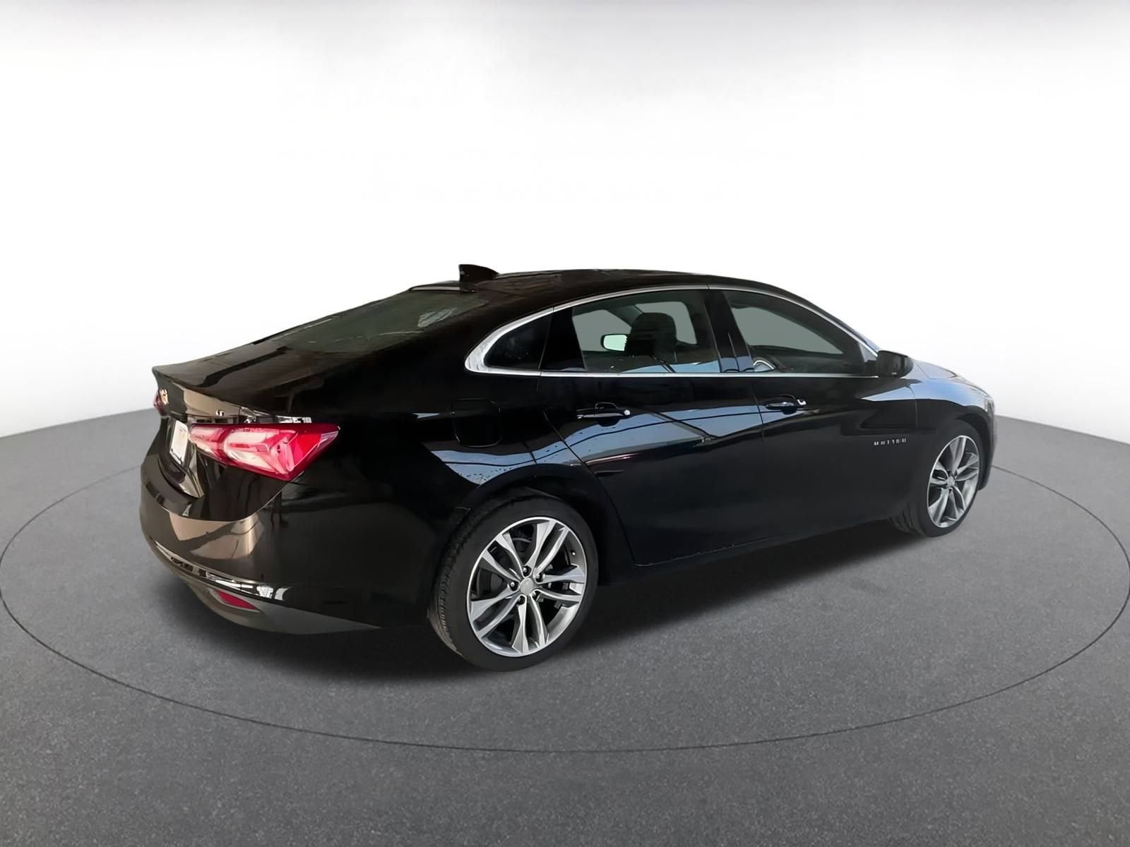 Thumbnail: 2024 Chevrolet Malibu - 27