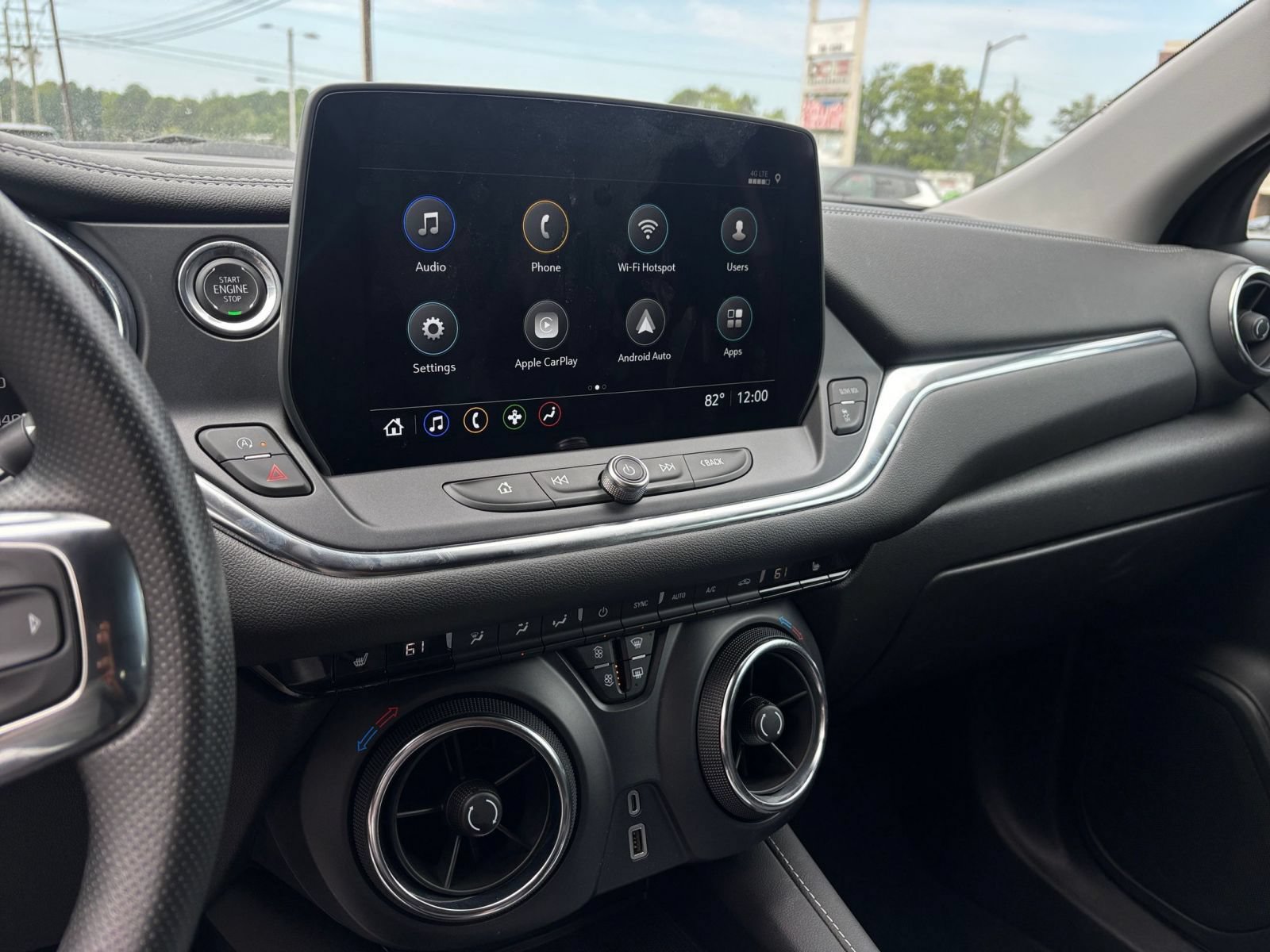 Thumbnail: 2026 Chevrolet Blazer - 19