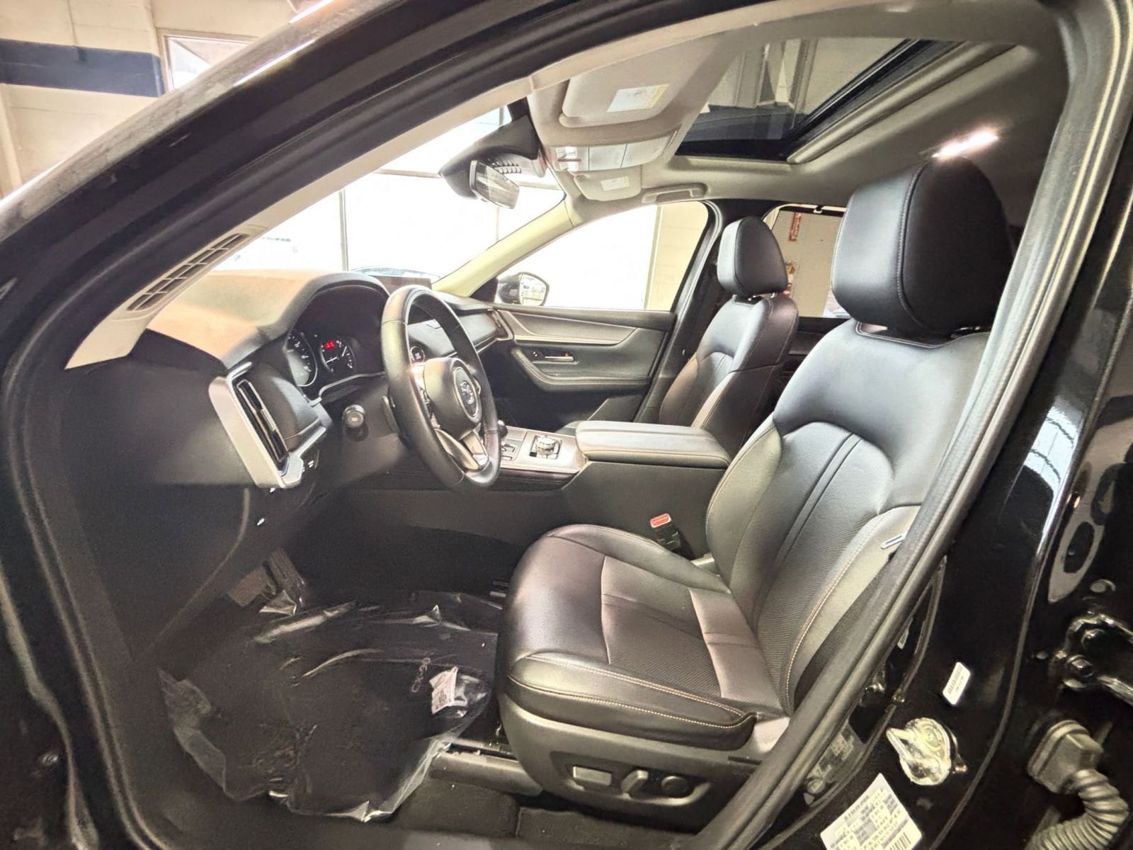 Thumbnail: 2025 Mazda CX-90 - 33