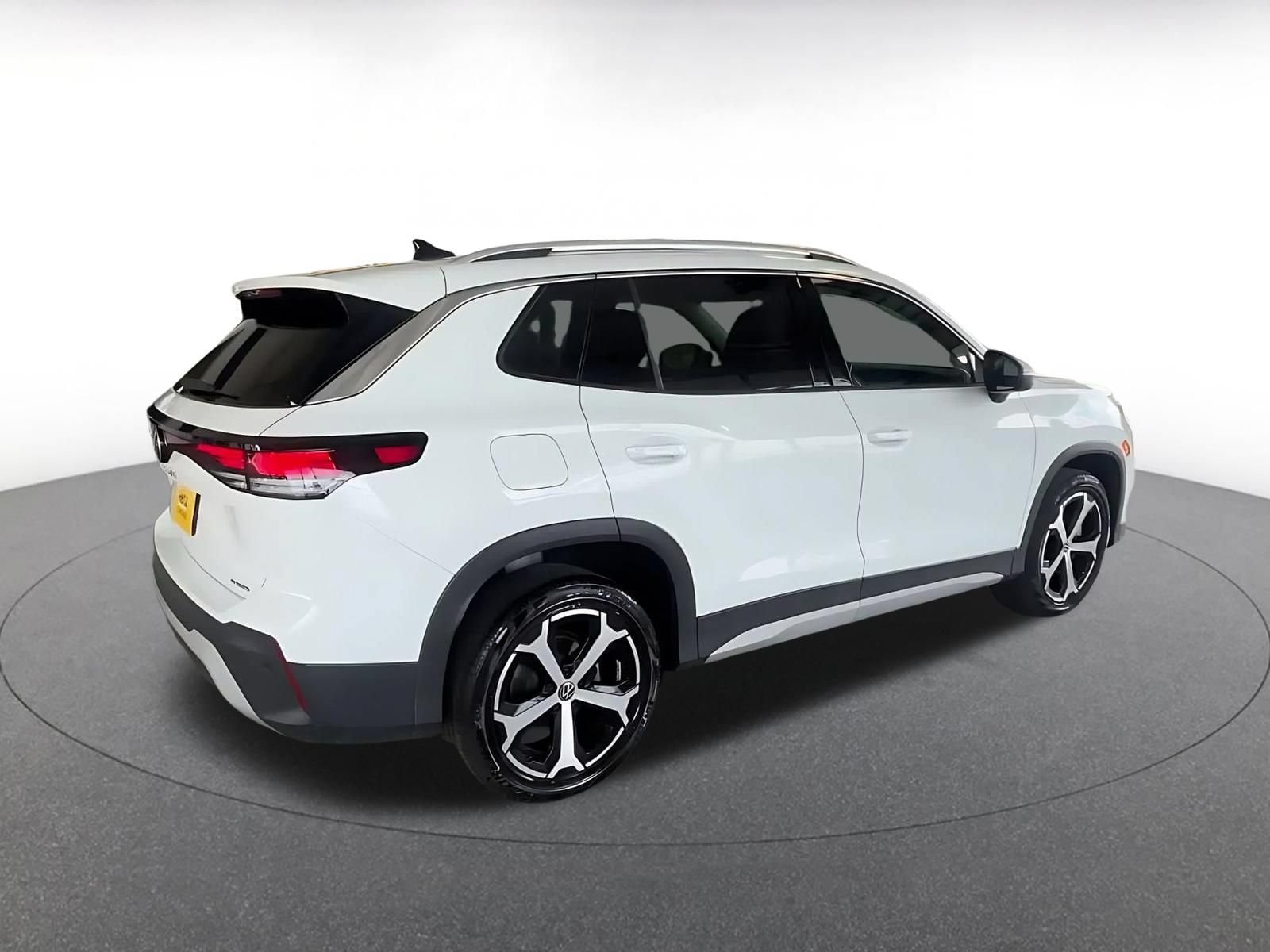 Thumbnail: 2026 Volkswagen Tiguan - 15
