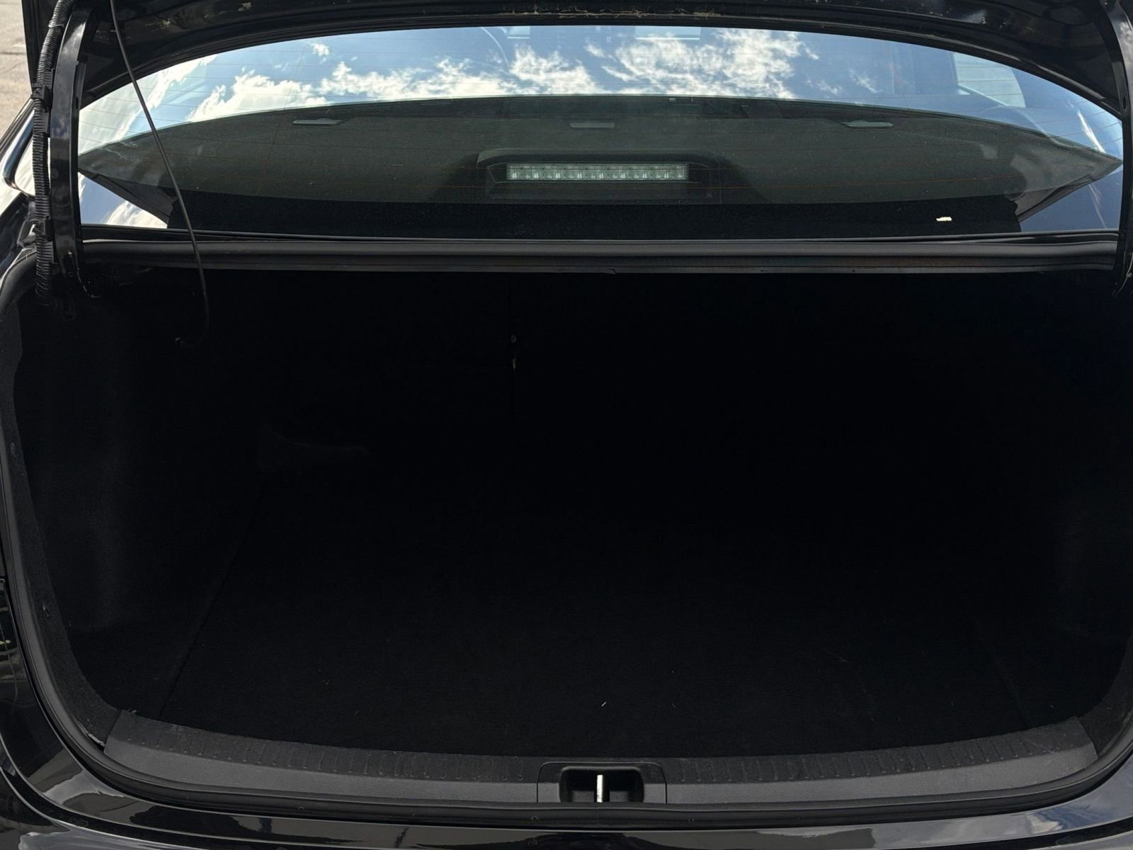 Thumbnail: 2025 Toyota Corolla - 30