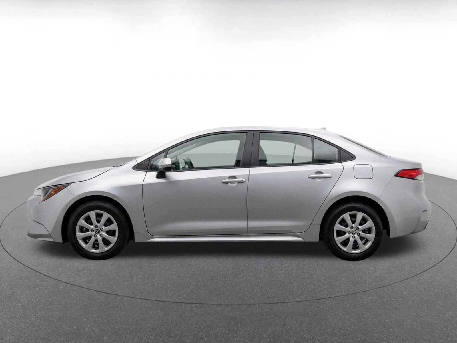 Thumbnail: 2025 Toyota Corolla - 6