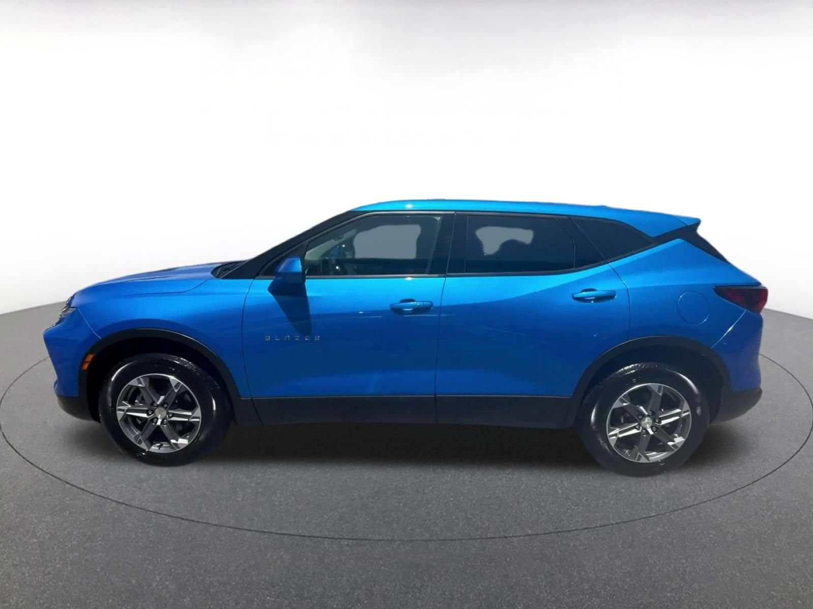 Thumbnail: 2025 Chevrolet Blazer - 8