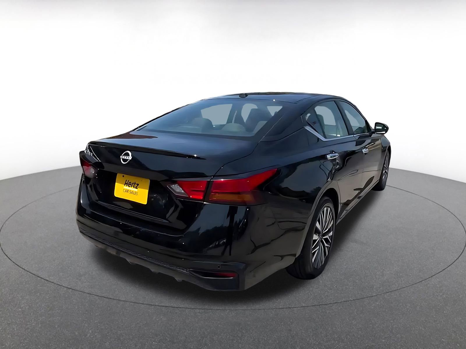 Thumbnail: 2025 Nissan Altima - 15
