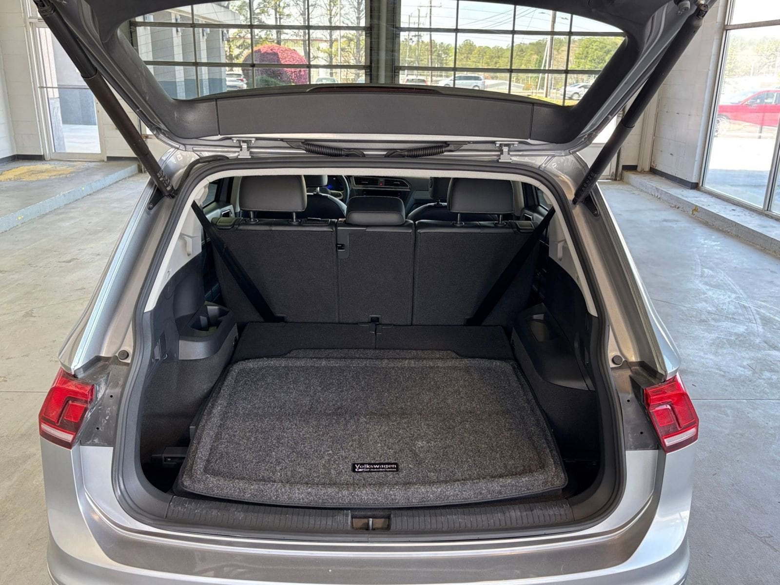2024 Volkswagen Tiguan 2.0T 30