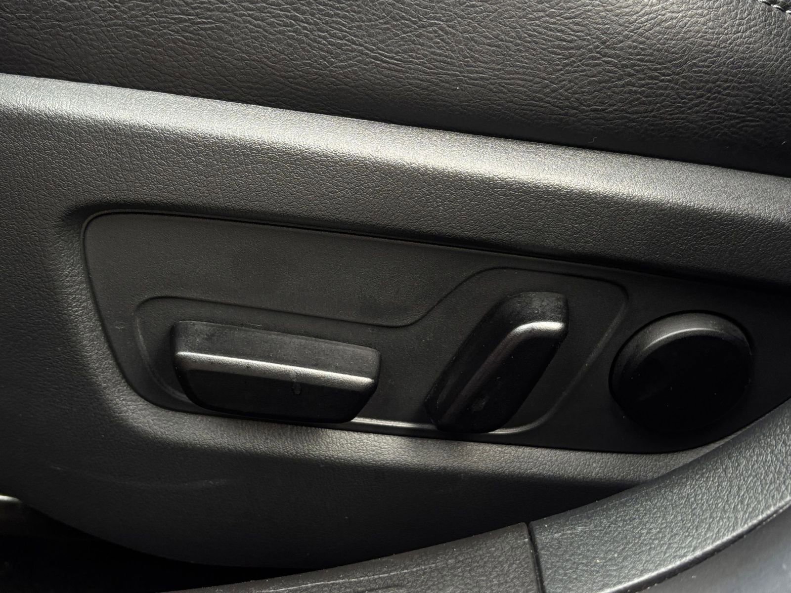 Thumbnail: 2025 Mazda CX-50 - 22