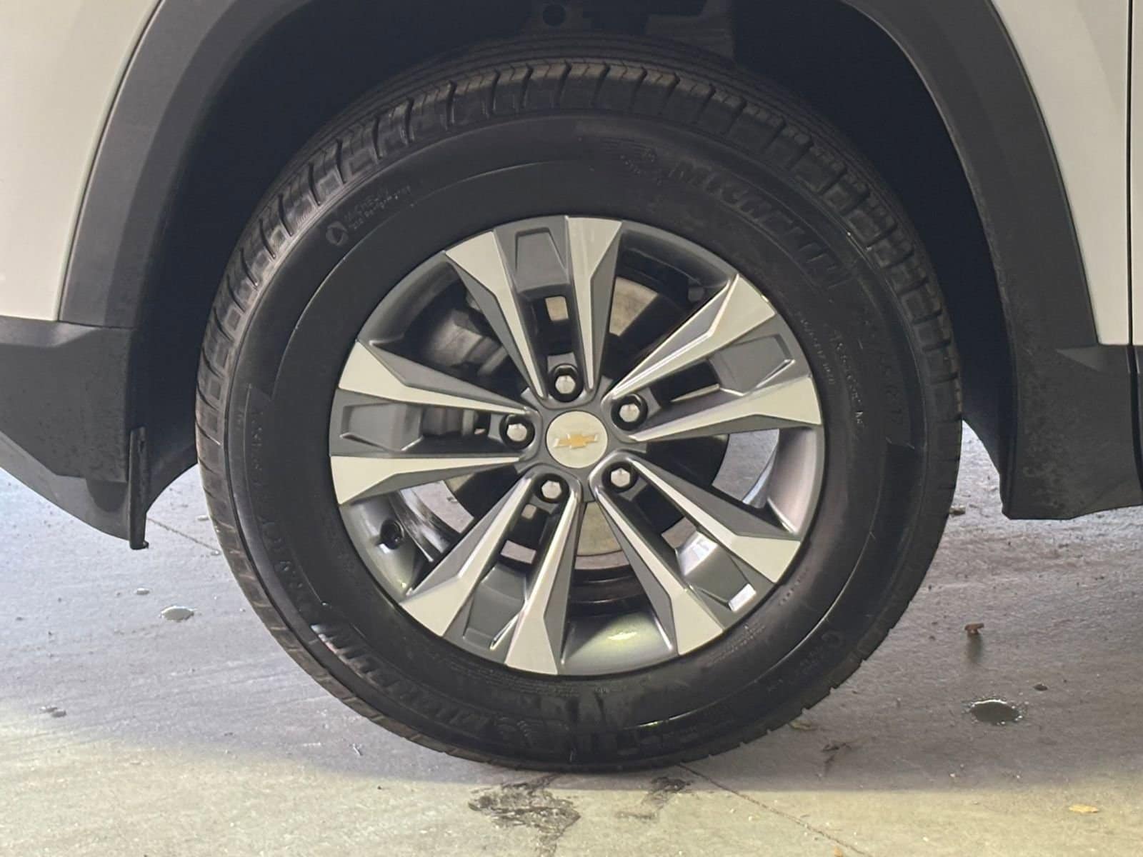 Thumbnail: 2025 Chevrolet Equinox - 33