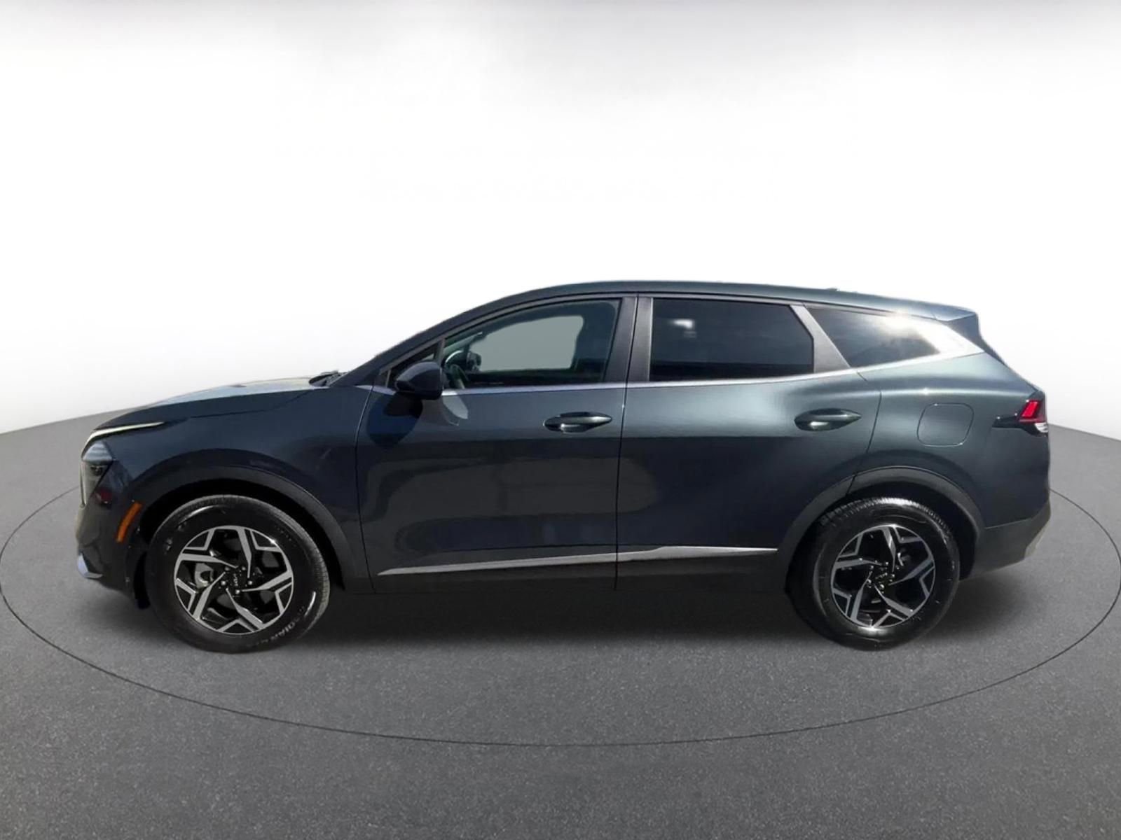 Thumbnail: 2025 Kia Sportage - 8