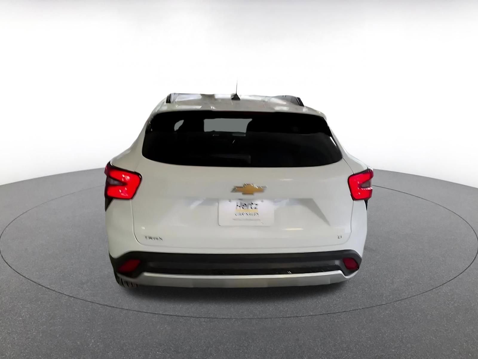 Thumbnail: 2025 Chevrolet Trax - 12