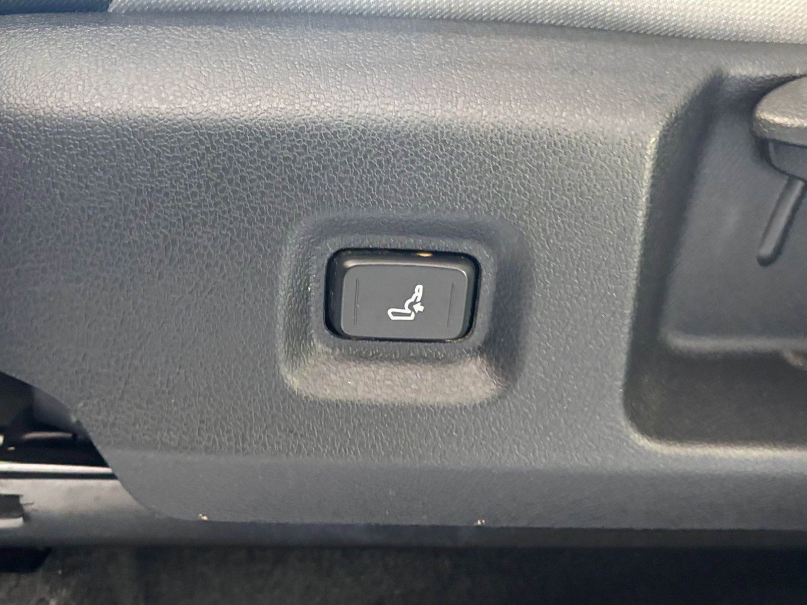 Thumbnail: 2025 Toyota Tacoma - 23