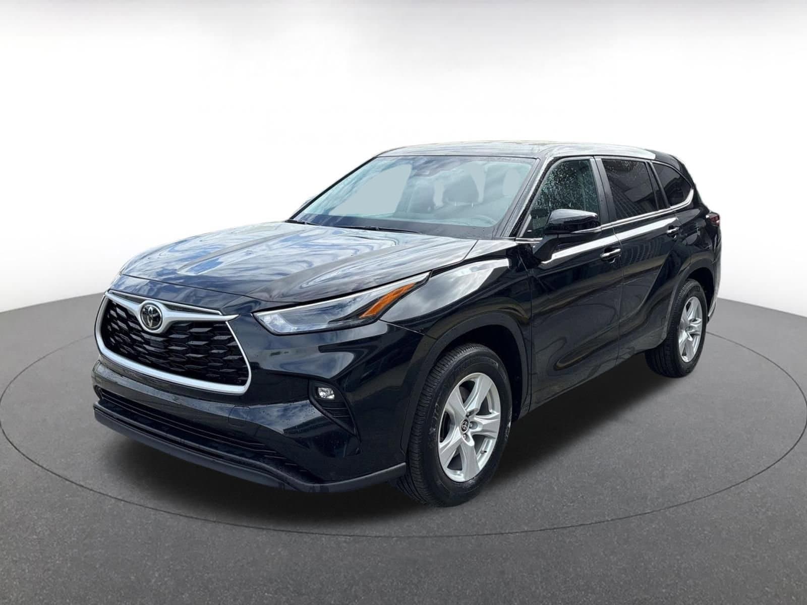 Thumbnail: 2025 Toyota Highlander - 8