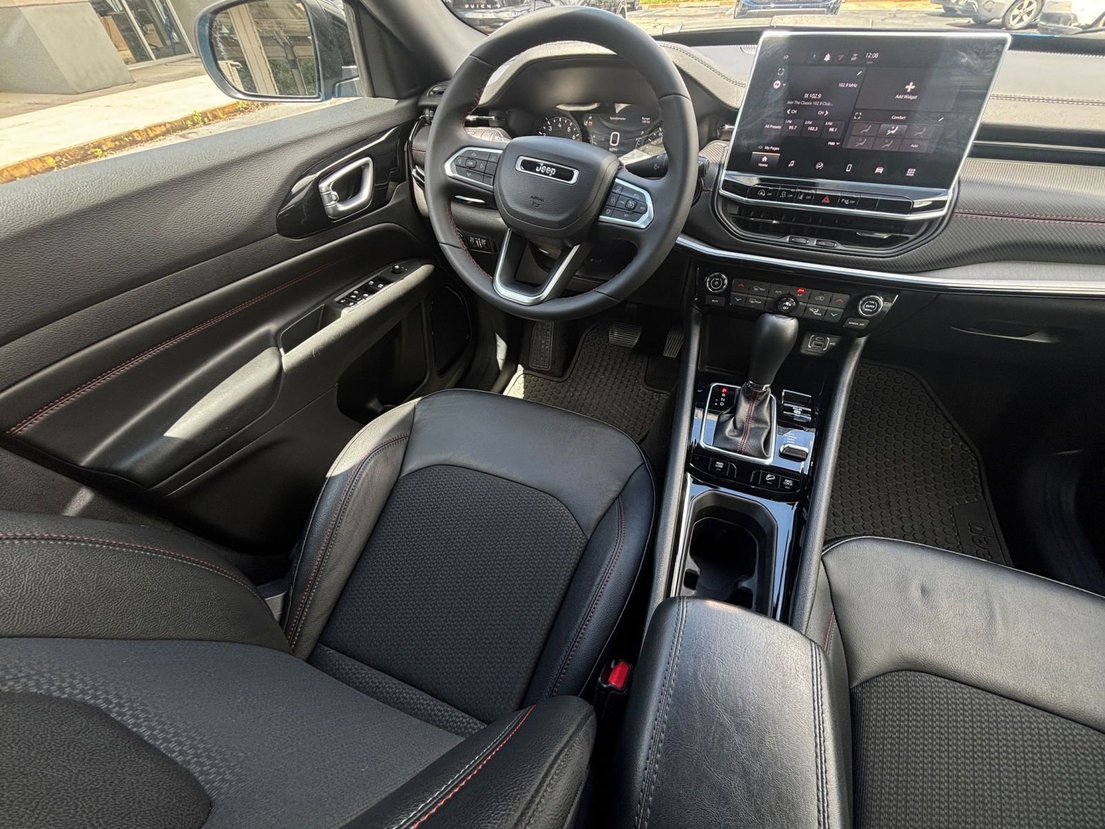 Thumbnail: 2025 Jeep Compass - 33