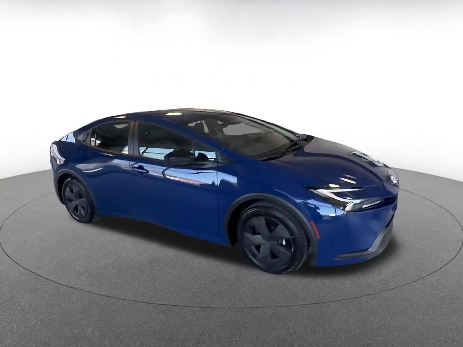 Thumbnail: 2025 Toyota Prius - 1