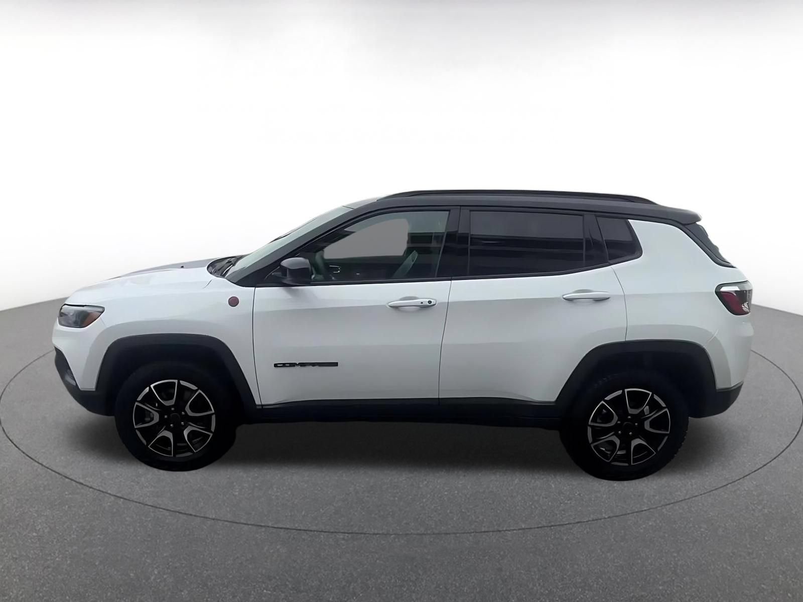 Thumbnail: 2025 Jeep Compass - 8