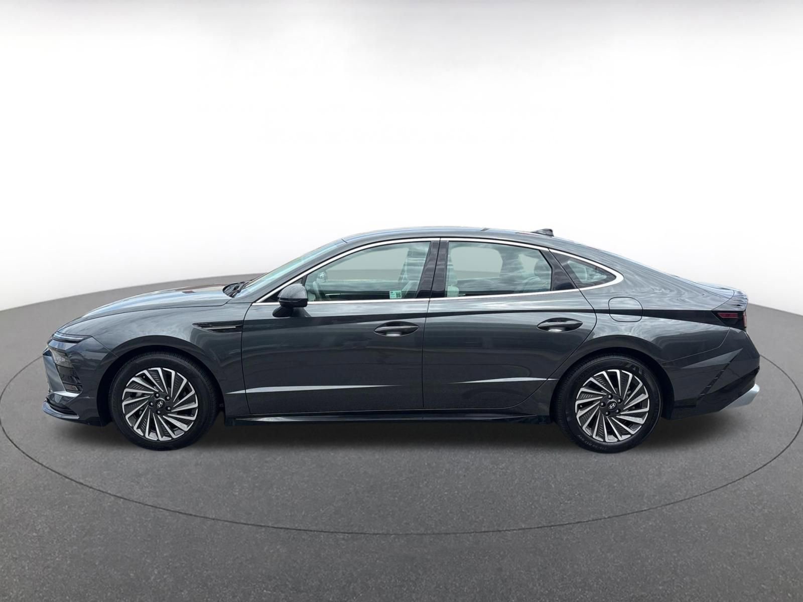 Thumbnail: 2025 Hyundai Sonata - 8