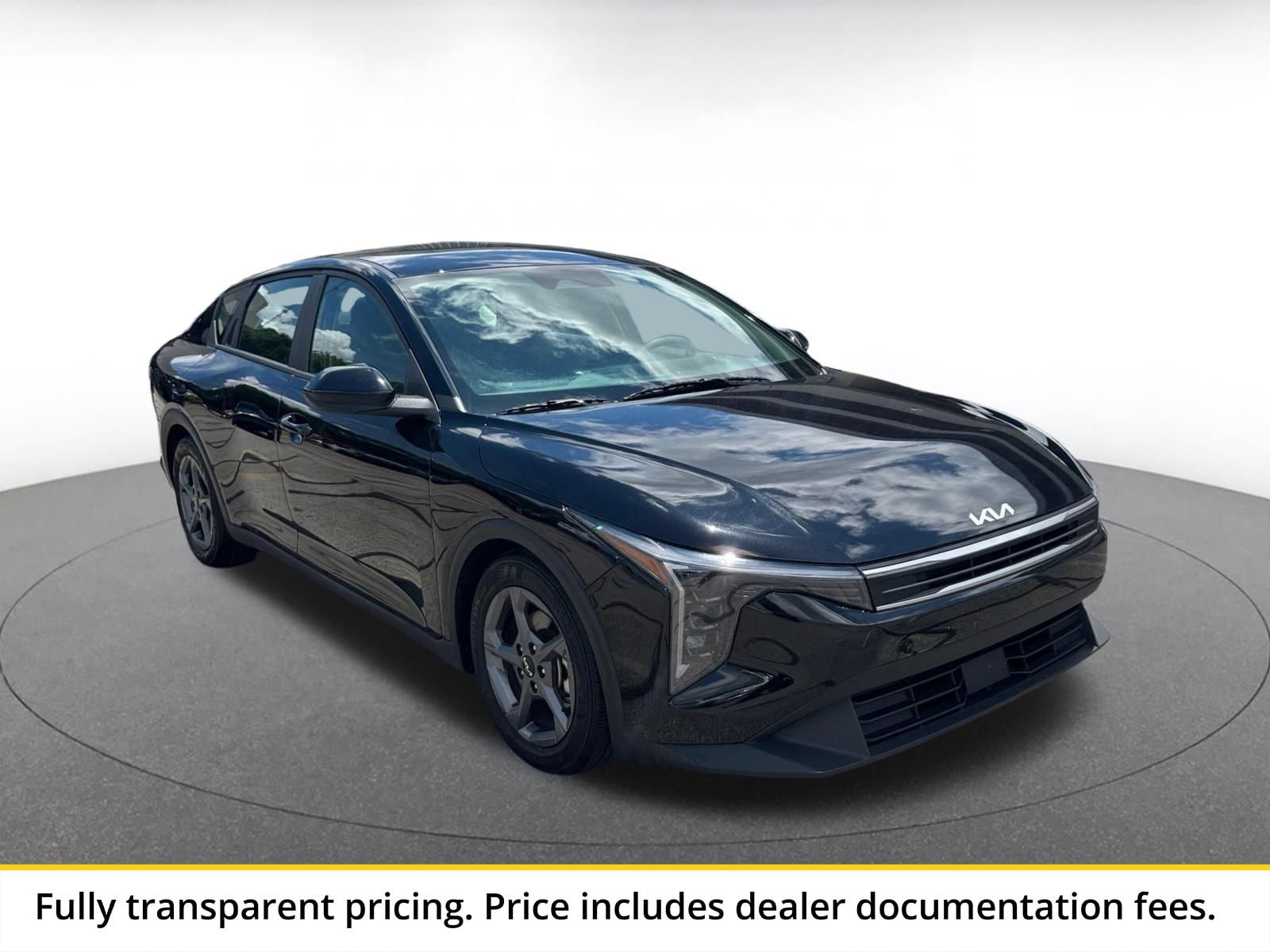 Thumbnail: 2025 Kia K4 - 1
