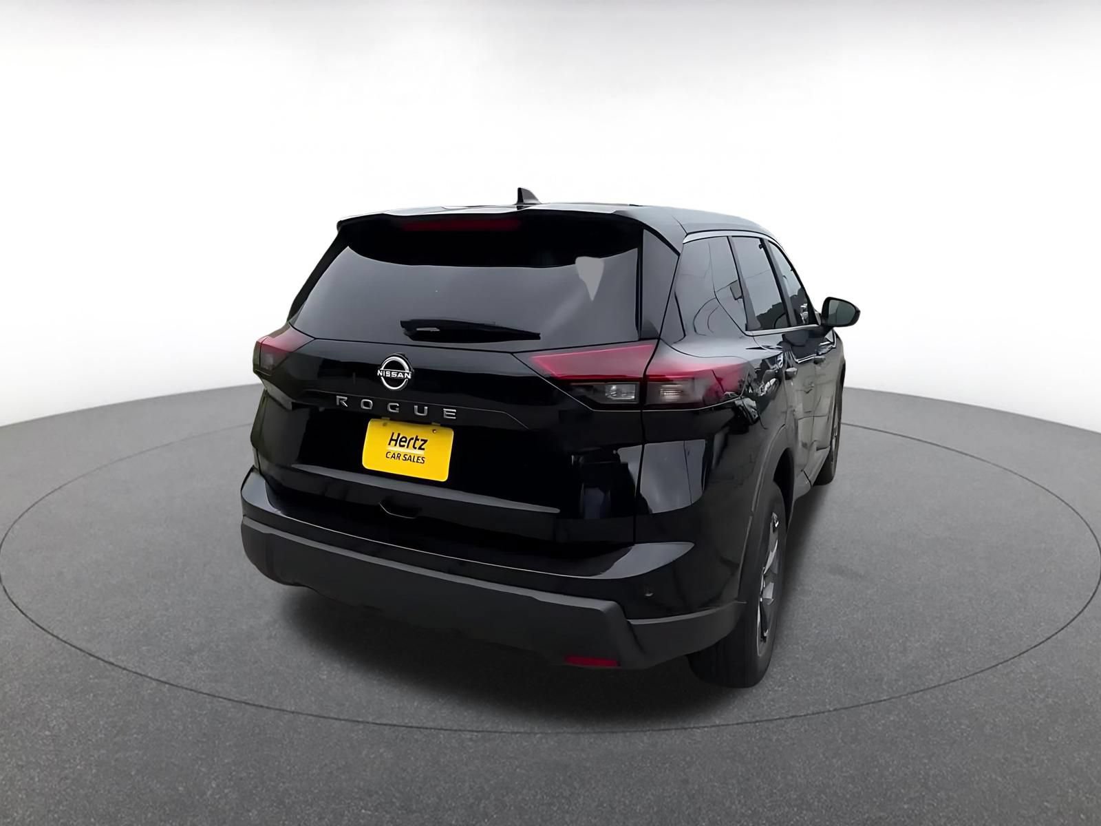 Thumbnail: 2025 Nissan Rogue - 15