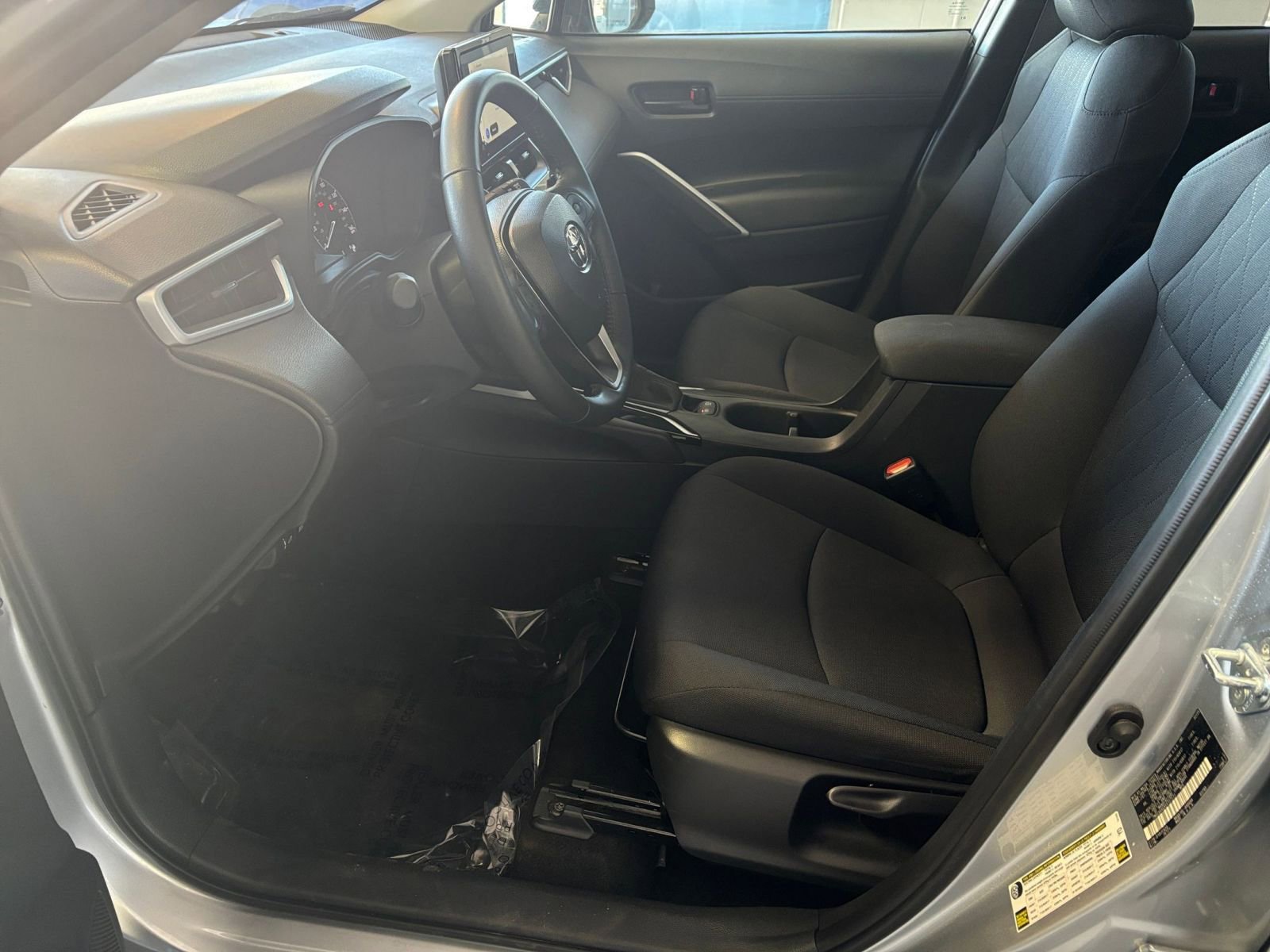 Thumbnail: 2025 Toyota Corolla Cross - 26