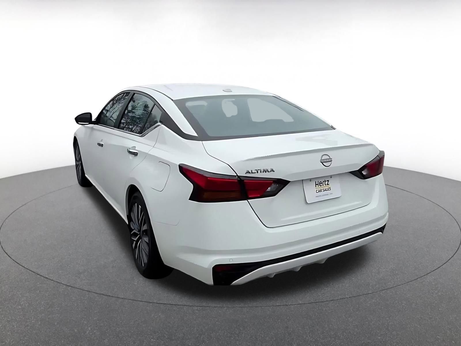 Thumbnail: 2025 Nissan Altima - 11