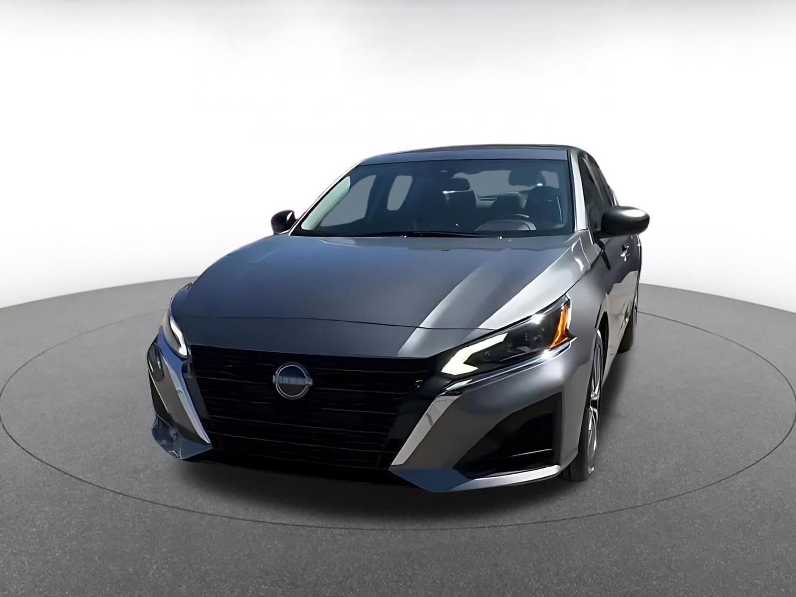 Thumbnail: 2025 Nissan Altima - 11