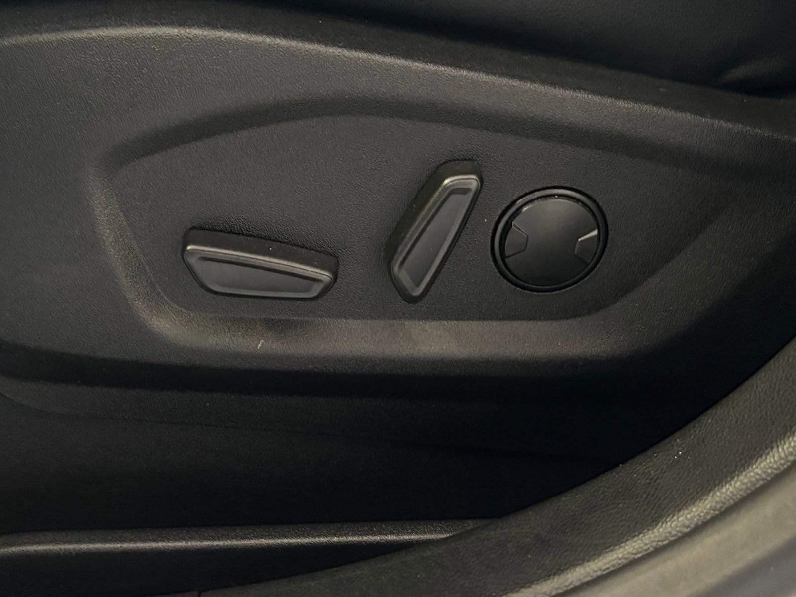 Thumbnail: 2024 Ford Edge - 23