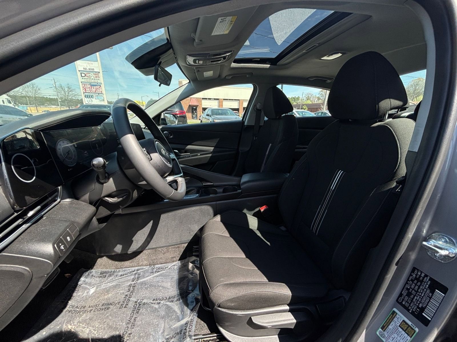 Thumbnail: 2025 Hyundai Elantra - 32