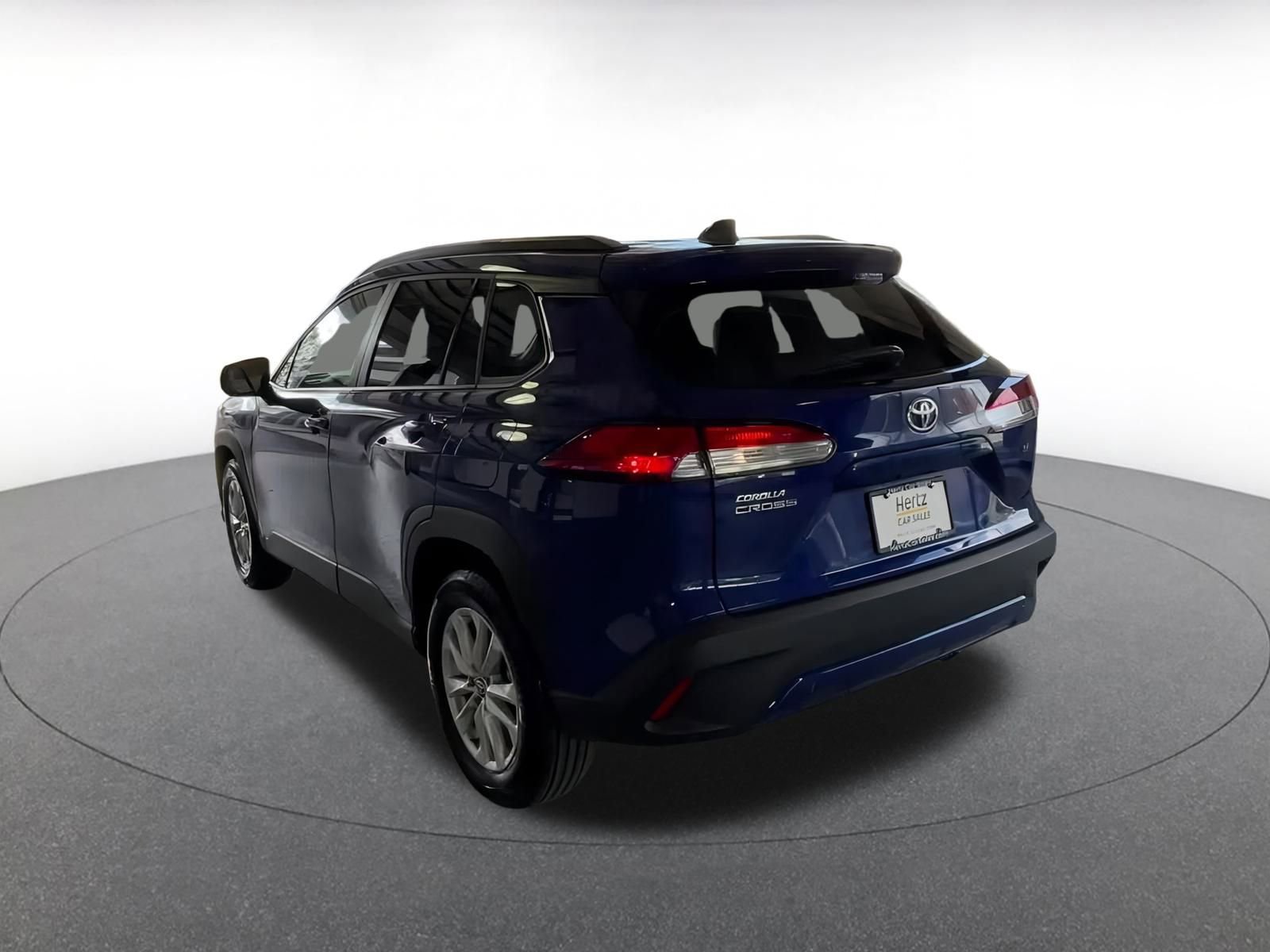 Thumbnail: 2025 Toyota Corolla Cross - 10