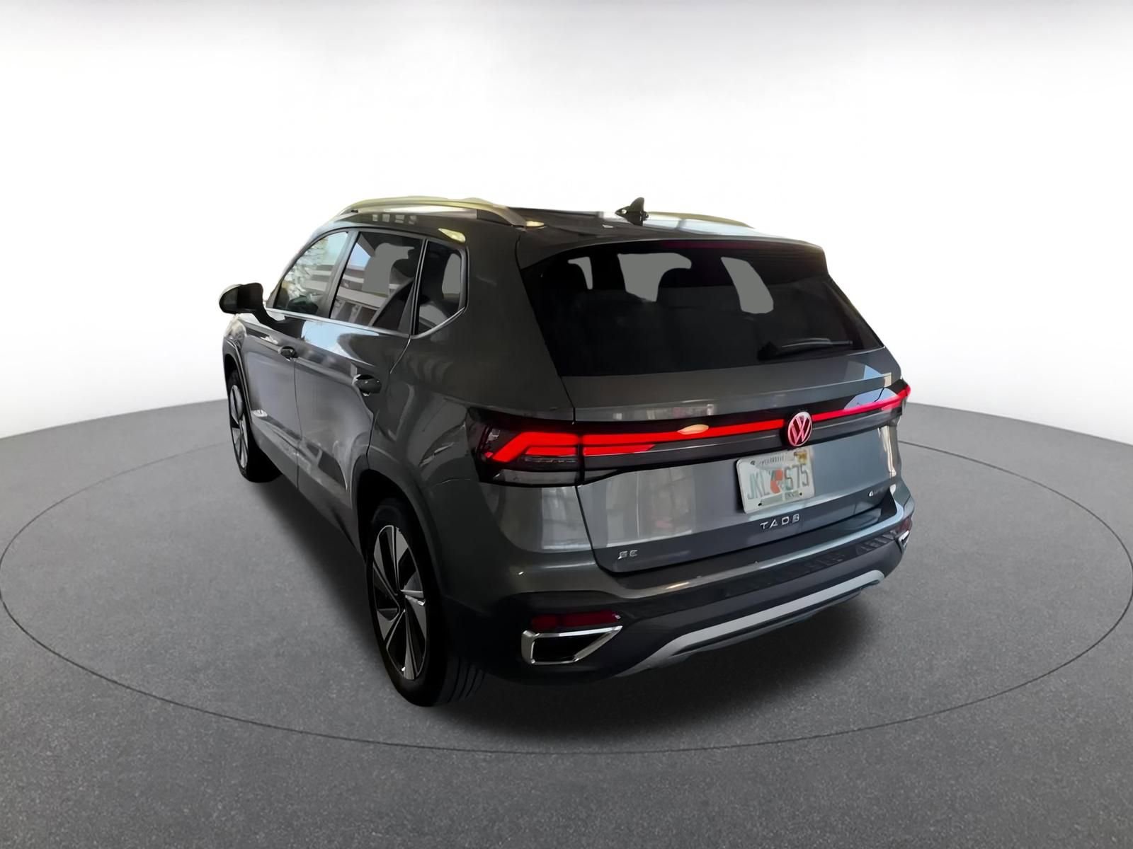 Thumbnail: 2025 Volkswagen Taos - 13