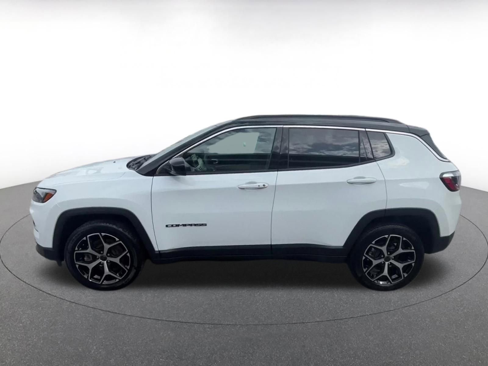 Thumbnail: 2025 Jeep Compass - 12